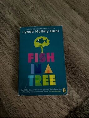 Fish in a Tree Book - Teal Cover